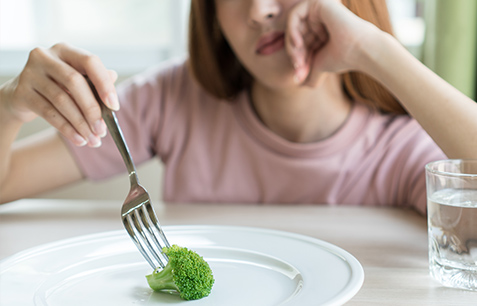 厳しい食事制限